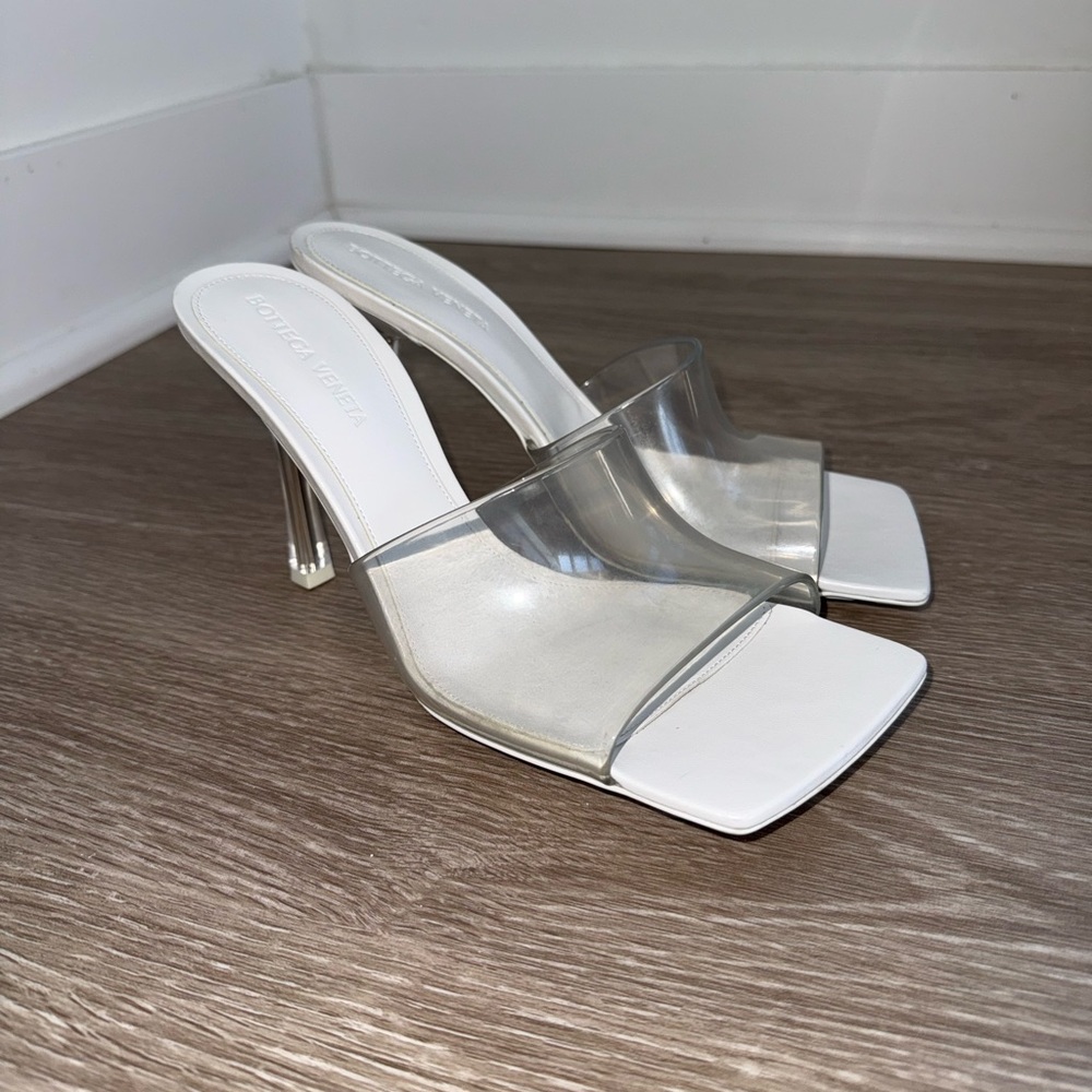 Bottega Veneta Clear and White Heels - Picture 6 of 8